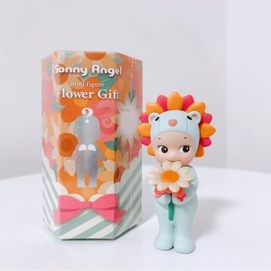 Sonny Angel blue flower 🌸